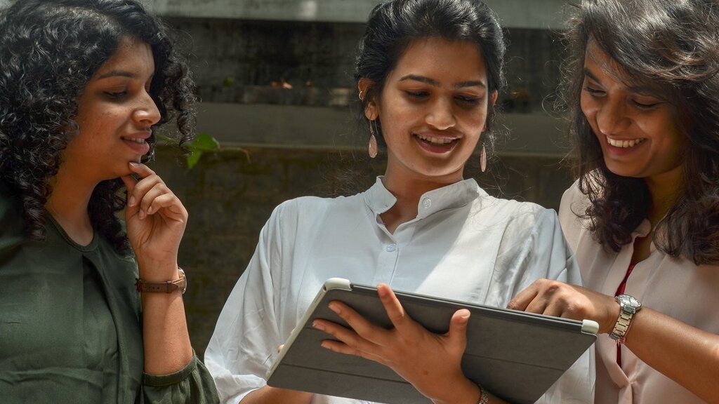 Delivering AI Impact: A Leadership Agenda for Turning Technology Into Public Value image