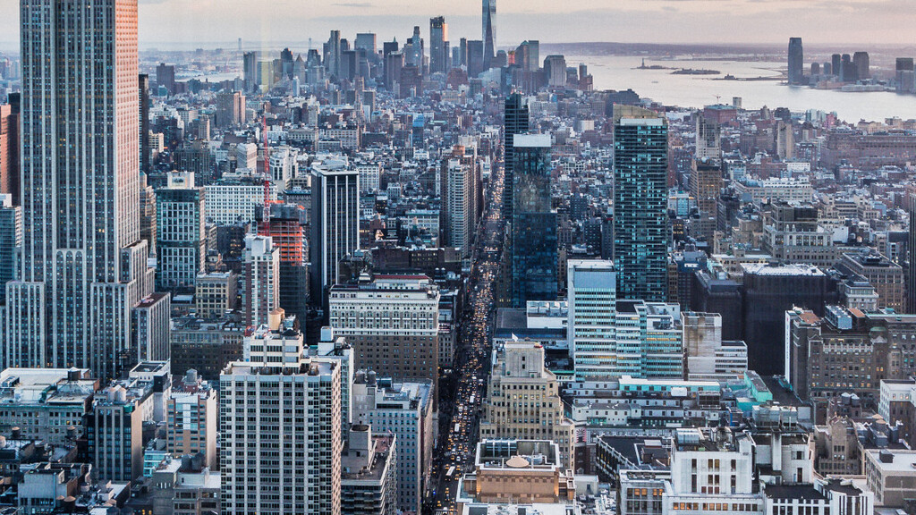 How HSBC, JPMorgan and Goldman Sachs reinvented QA and compliance image