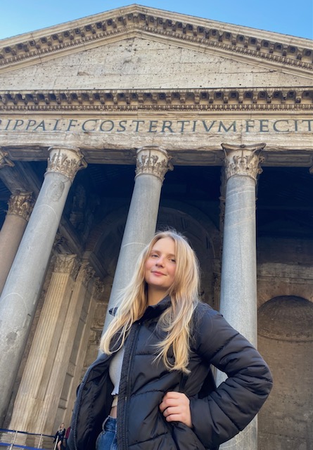 Ilona Schmit's profile