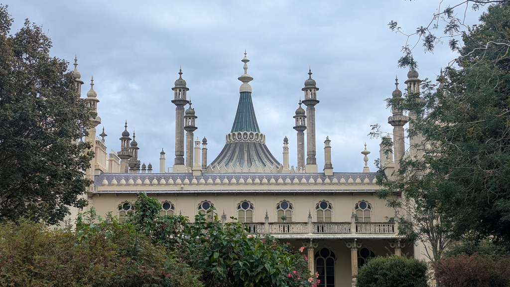 Photo of the back of Brighton pavilion  image