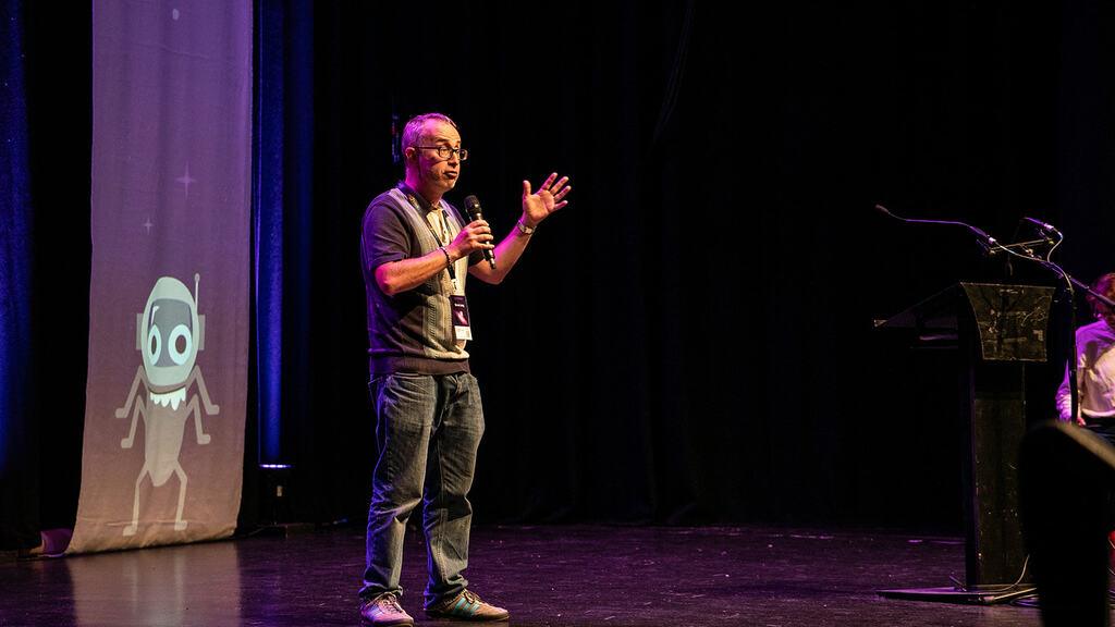 Simon Long on the 99 second stage at MoTaCon image