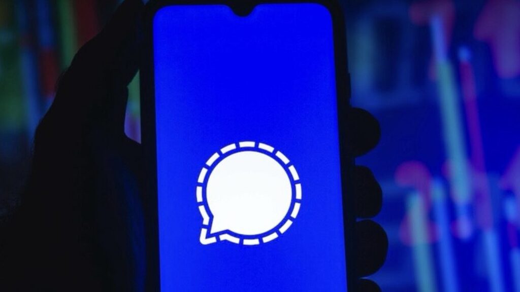 Signal is testing a new plaintext chat export feature in Beta 8.7 image image