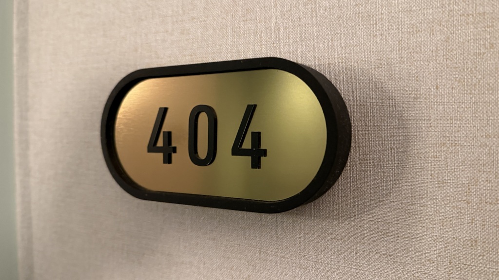 Room number 404 image