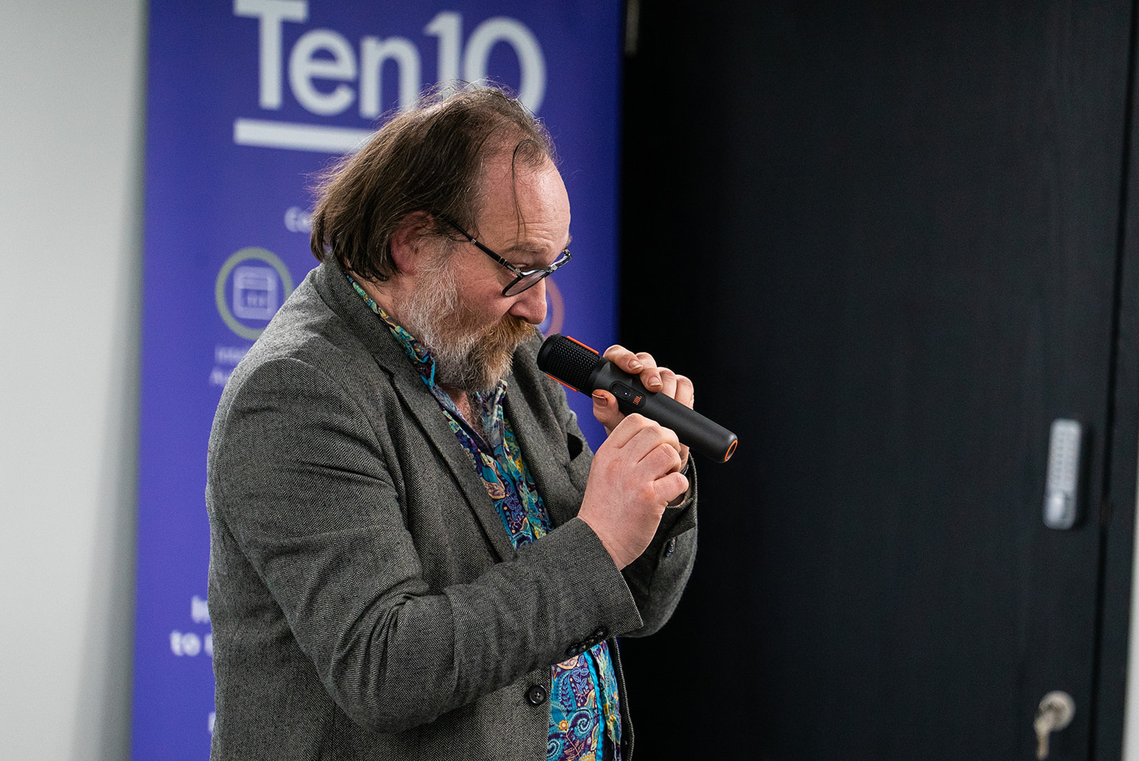 99 seconds with Neil McCarthy at MoT London 