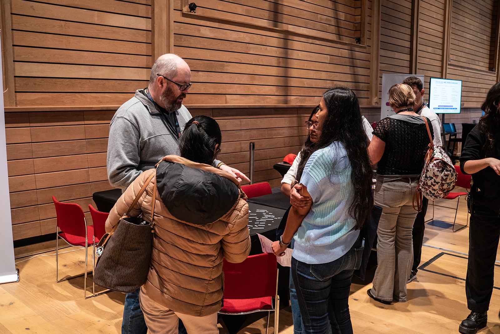 Paul chats to attendees at MoTaCon25