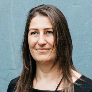 Rhian Lewis profile image