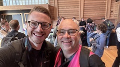 Catching up with Gary at Motacon image