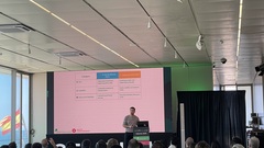 Sergio Olmos talks on mobile device farms | SeleniumConf image