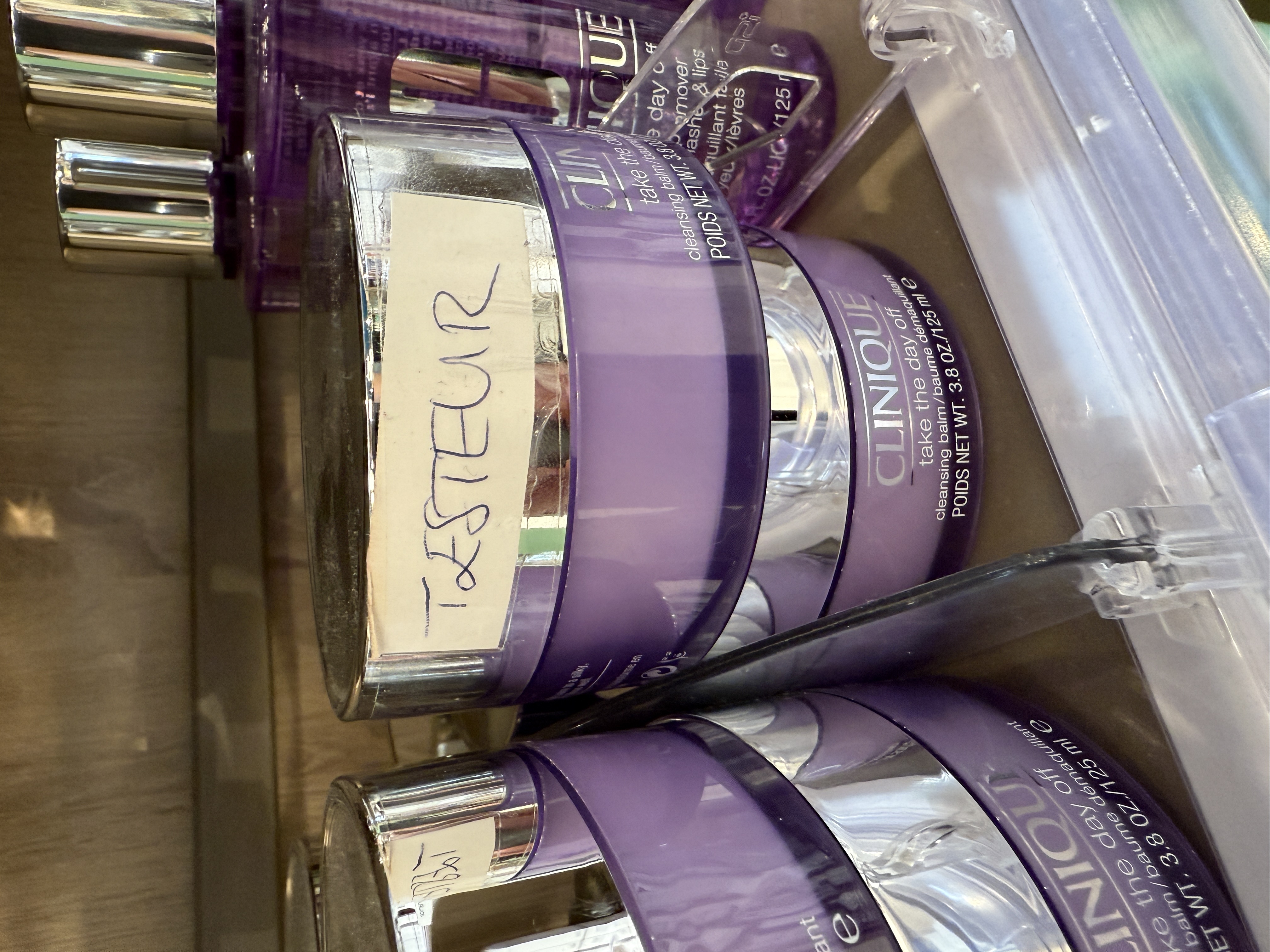 A face care product with the word “testeur” on it. 