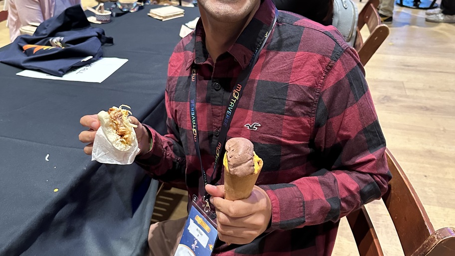 🍦🥟 Parallel execution at its finest. #MoTaCon image