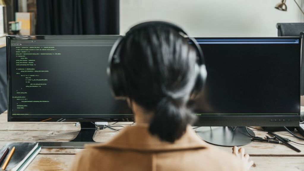 The demise of software engineering jobs has been greatly exaggerated image