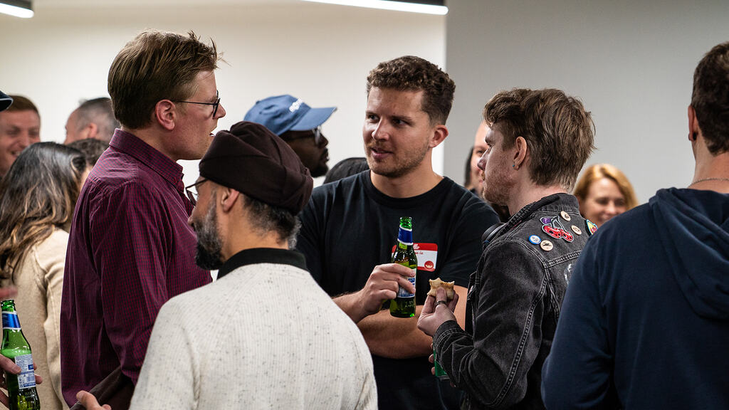 Quality people at MoT London, chattering away.