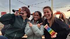 The duo was superb - the way they took the stage, engaged the audience, announced the end of 99 secs after each 99 secs talk and many more.... loved their vibes.
Captured their instrument as well ... image