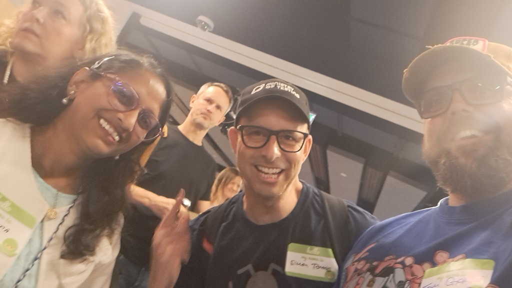 From podcast to Selfie -  Finally met the voice behind the twit podcast!"