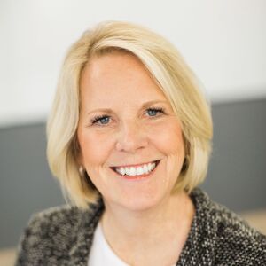 Julie Fuelberth