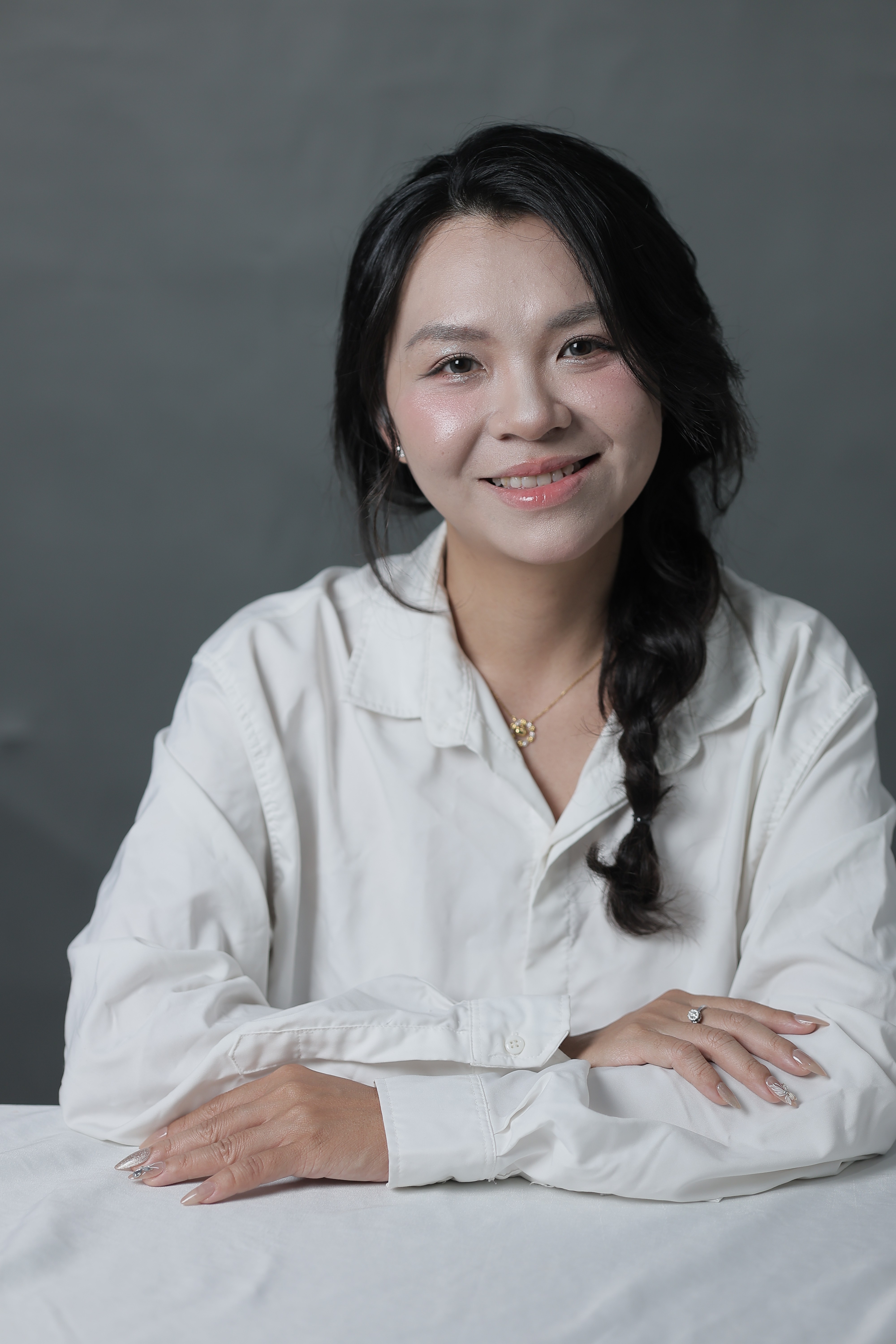 Bella Phan's profile