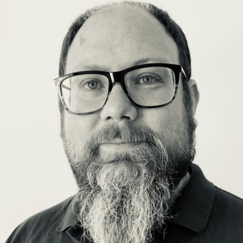 Stuart Thomas's profile