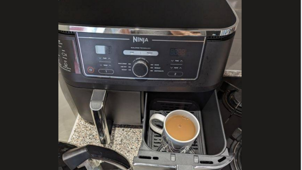 A picture of a coffee made in an AIr Frayer. A post stating that they made their test in the airfryer and it took just 32 minutes.