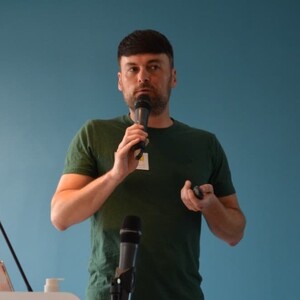 Martin Poole profile image