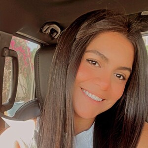 Brisa Lazaro profile image