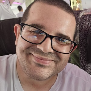 Drew Pontikis profile image