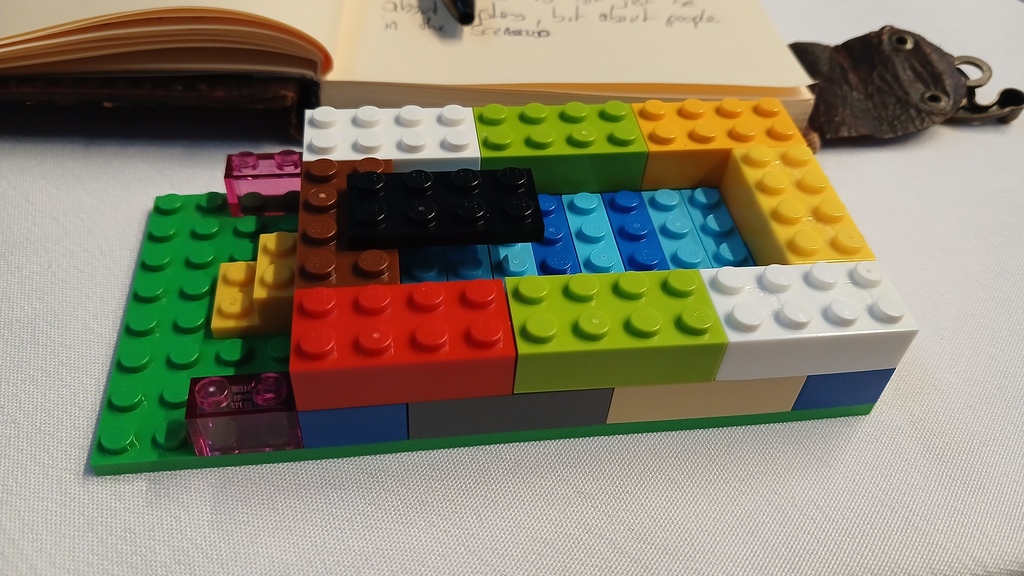 Picture of lego swimming pool  image