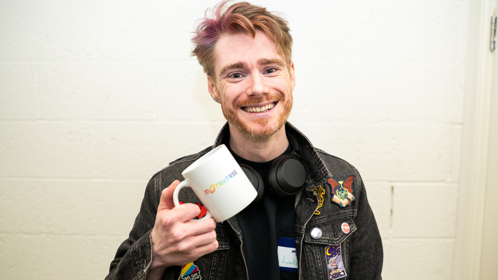 This is a portrait style photo of Luke Lattimer image