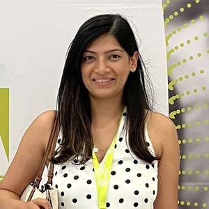 surbhi kalra profile image