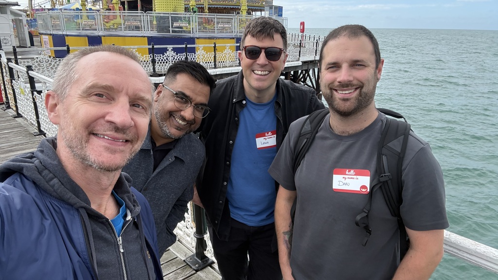 Brighton pier - lunchtime chat image