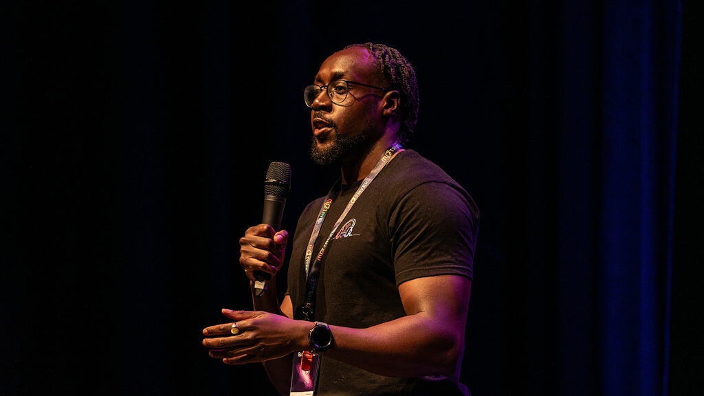 Eamon Droko is going for a record 99 99 second talks image