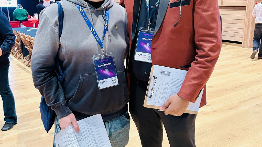 Volunteering gives you wonderful opportunities to connect with some of the wonderful people of the community. 

It was nice meeting you and talking to you, Richard.