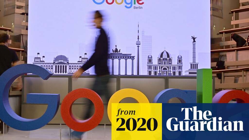 Berlin artist uses 99 phones to trick Google into traffic jam alert image
